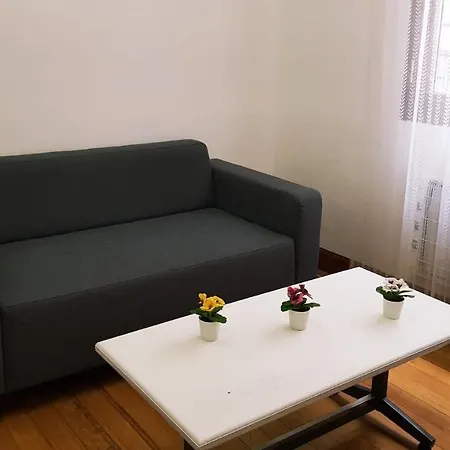 Habitacion, Salita Y Bano Privado, Reate Lbi00466 Alloggio in famiglia