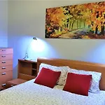 Проживання в сім'ї Habitacion, Salita Y Bano Privado, Reate Lbi00466
