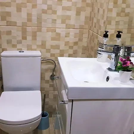 Habitacion, Salita Y Bano Privado, Reate Lbi00466 בית אירוח