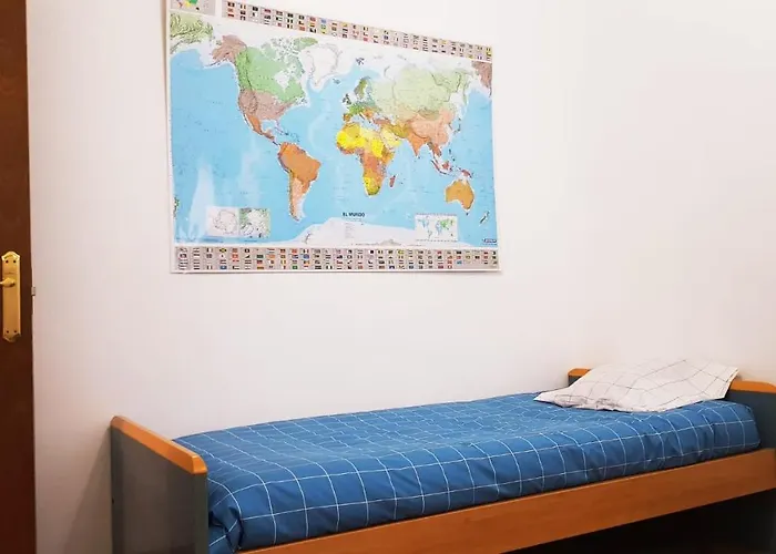 Pansiyon Habitacion, Salita Y Bano Privado, Reate Lbi00466